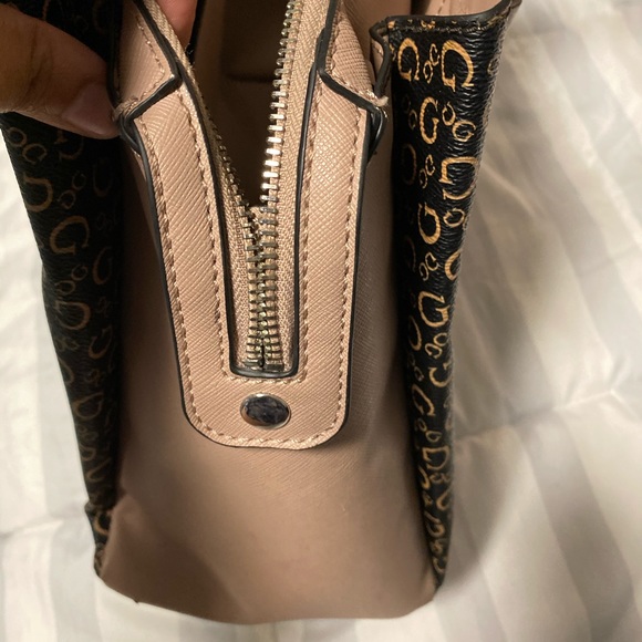 🤳🏾🛍Guess purse: beige and black - Picture 5 of 6